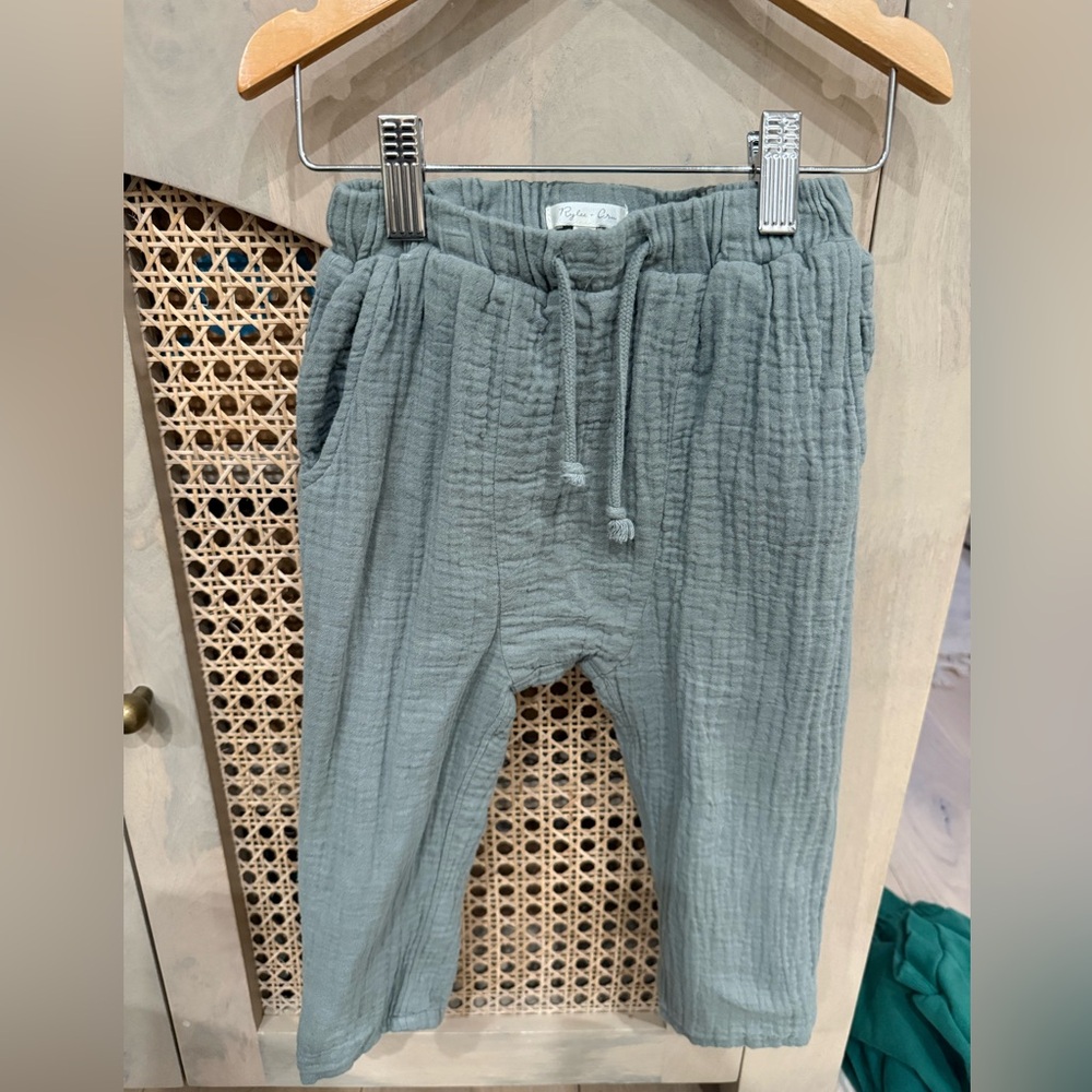Rylee + Cru Blue linen pants with pockets in a beautiful blue - aqua color